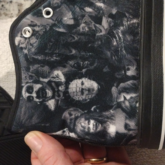 Men's size 12 horror theme shoe - Picture 4 of 11
